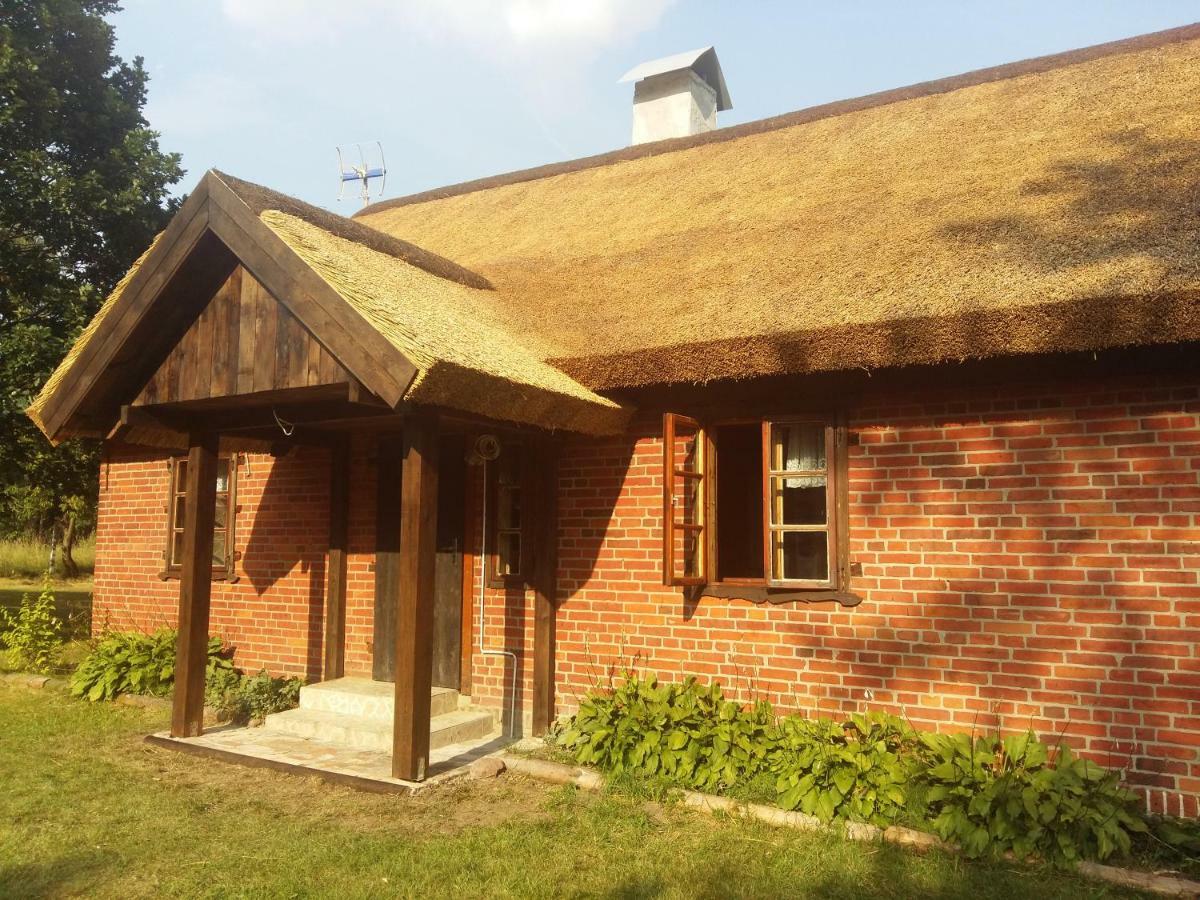 Dom Letniskowy Wakacje Pod Strzecha Markocin Exterior photo